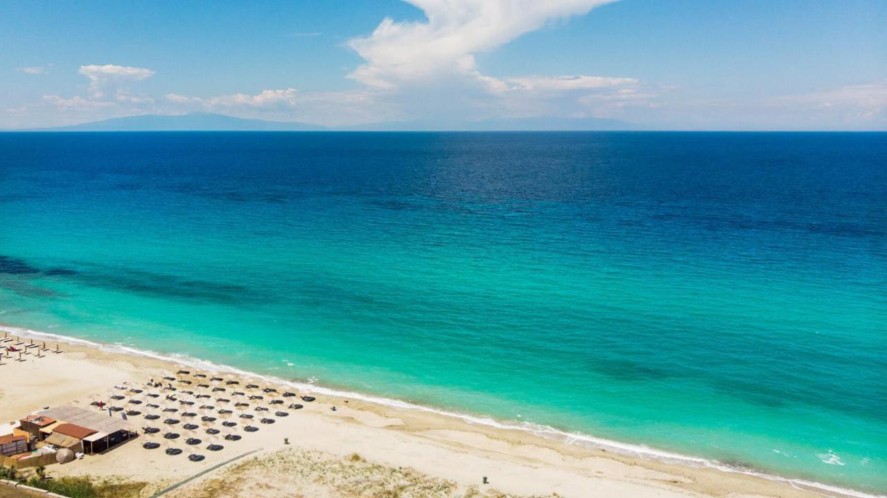Soleado Beachfront Villa Skála Foúrkas Exteriör bild